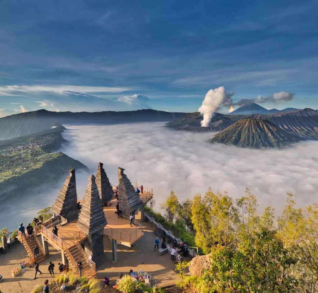 Mount bromo photographer package tour