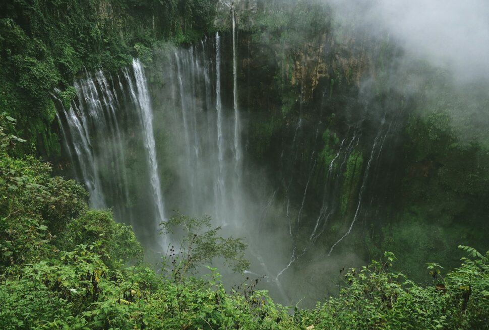 how to go to tumpak sewu waterfall from malang